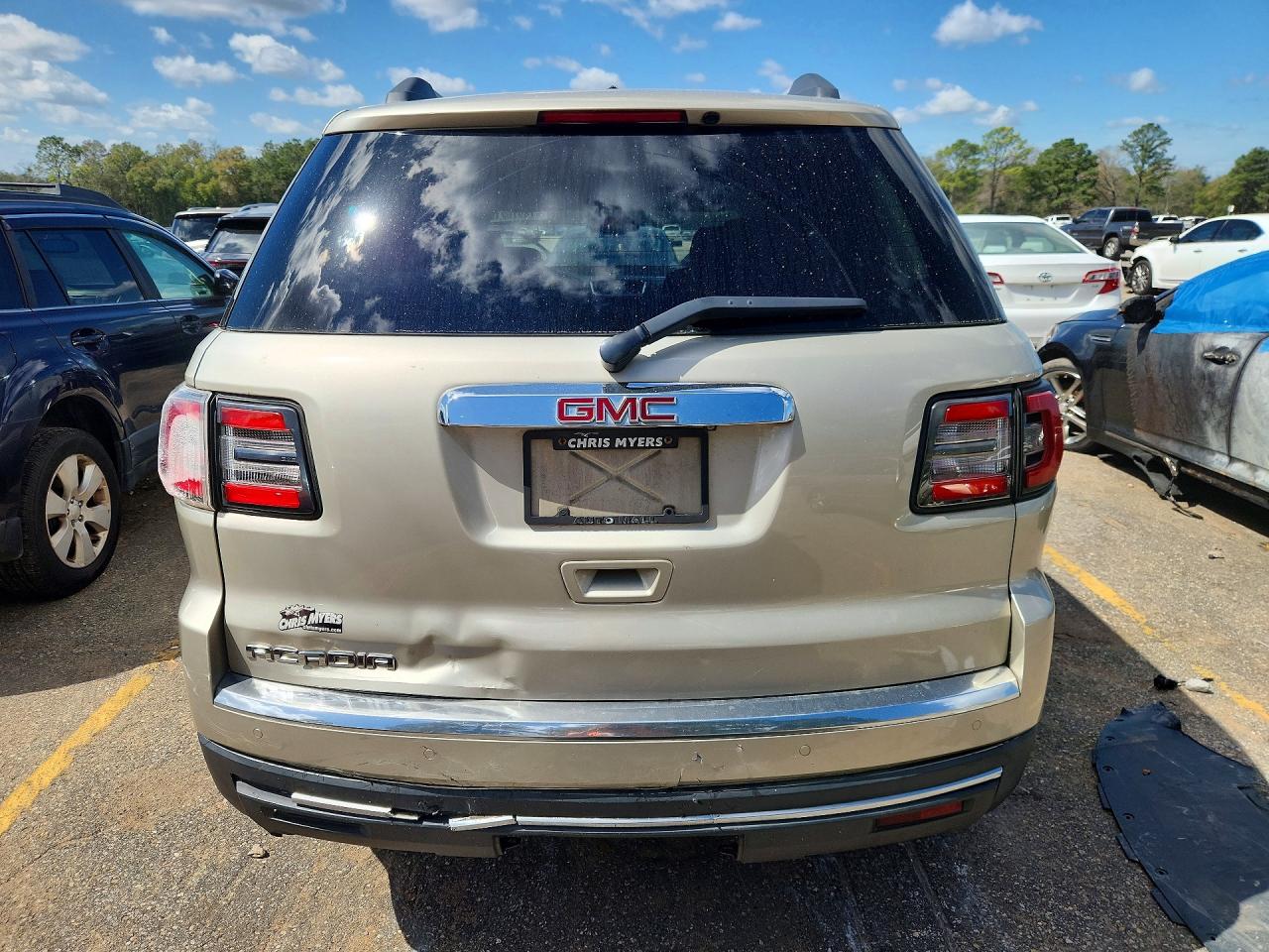 2014 GMC ACADIA SLE photo 6