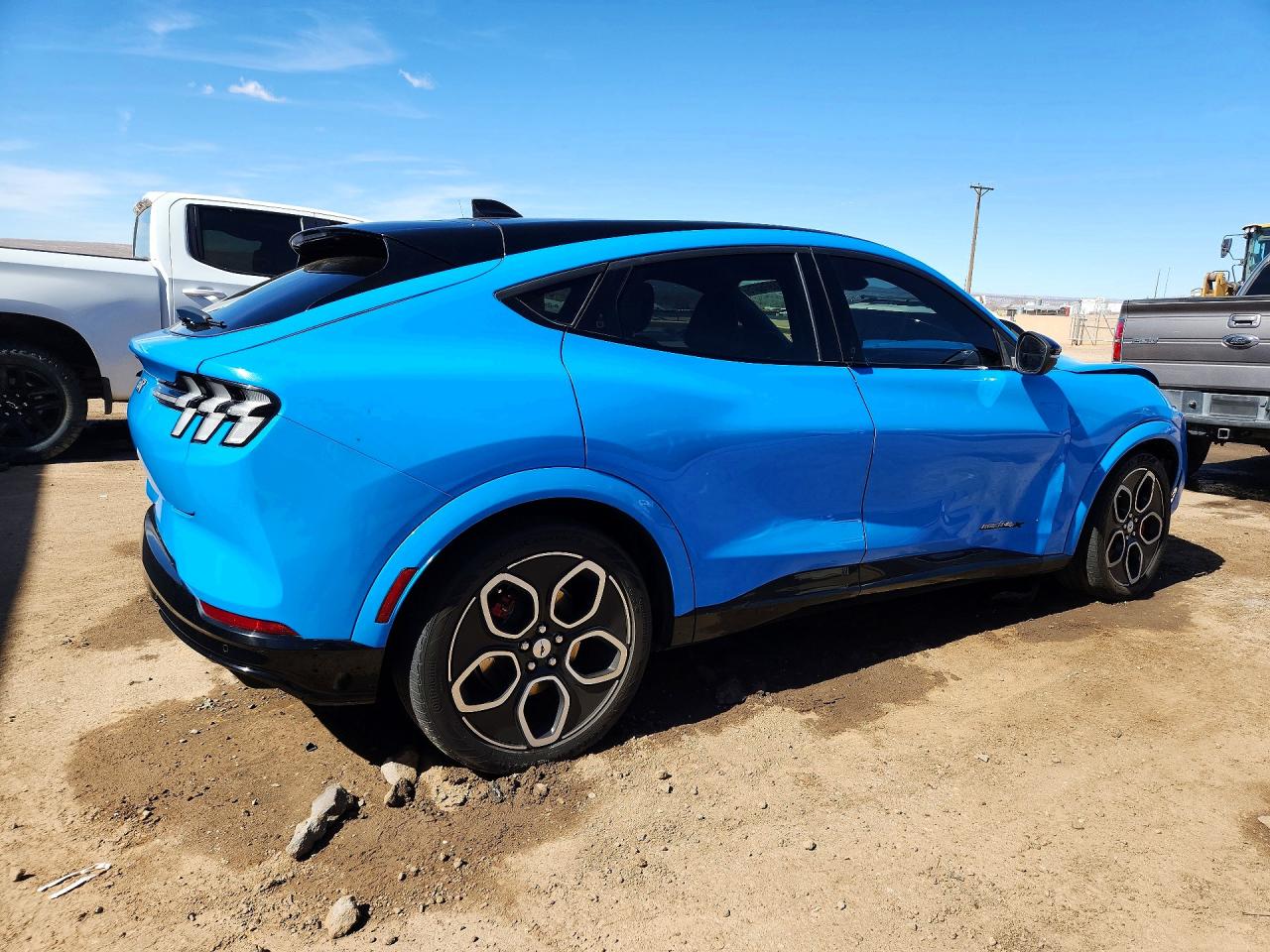 2021 FORD MUSTANG MACH-E GT photo 7