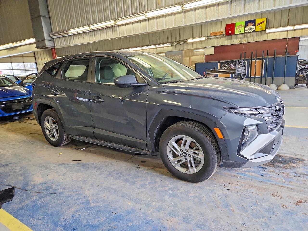 2025 HYUNDAI TUCSON SE photo 7