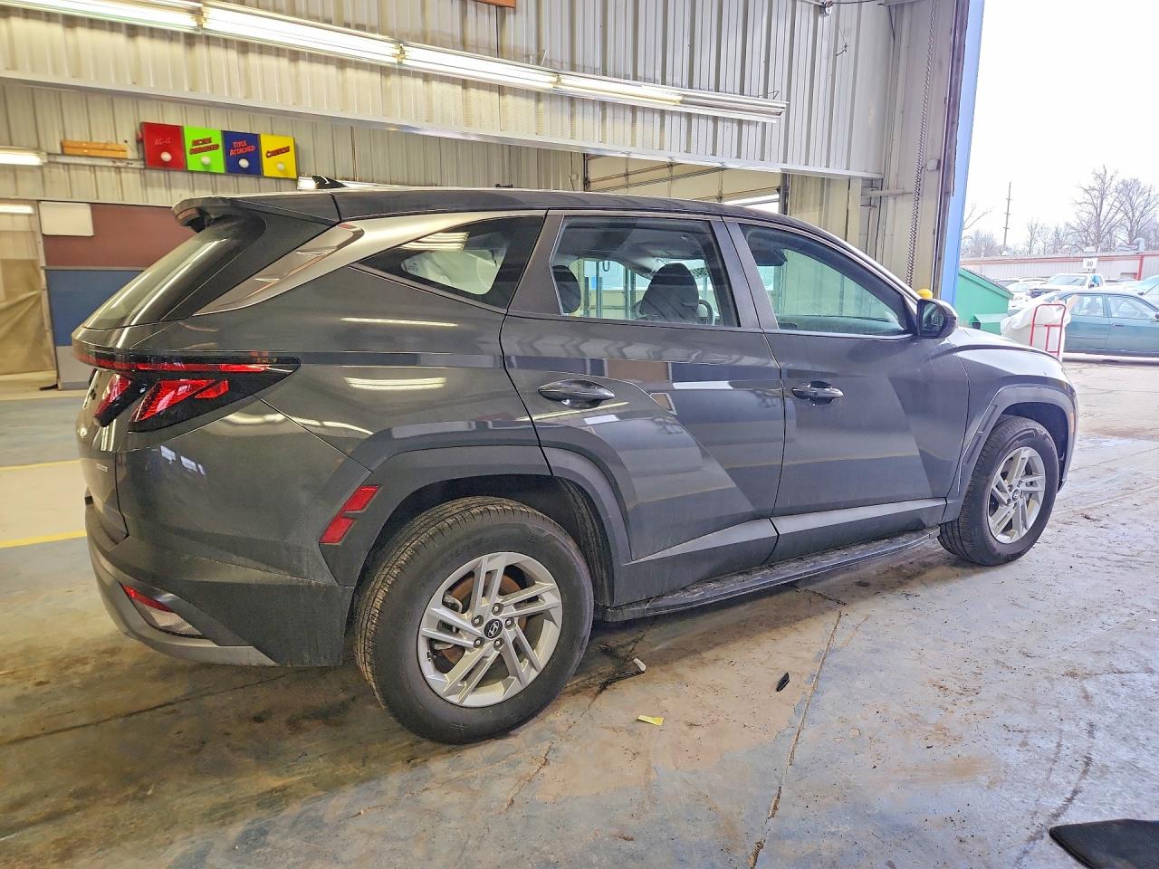 2025 HYUNDAI TUCSON SE photo 5