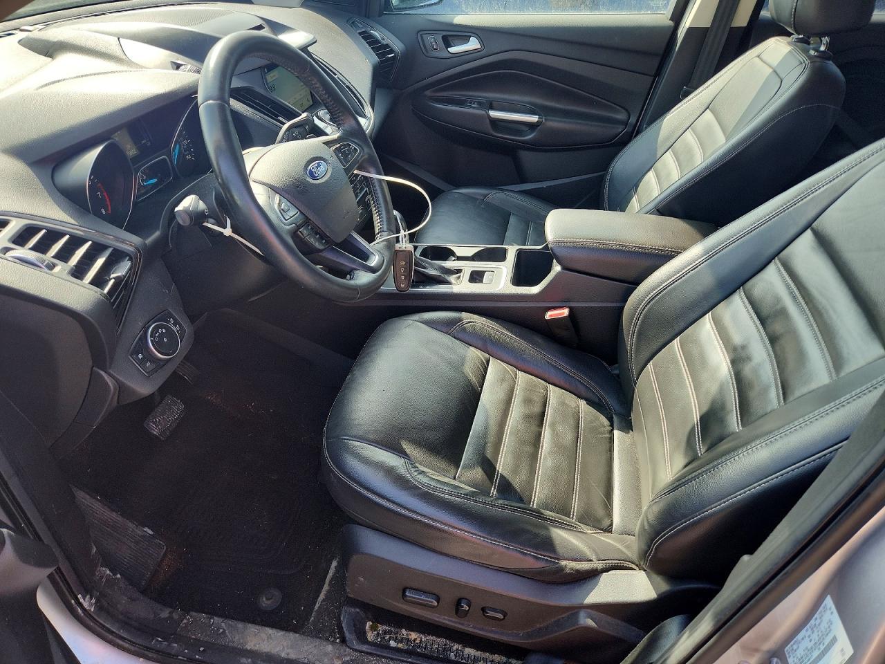 2017 FORD ESCAPE TITANIUM photo 7