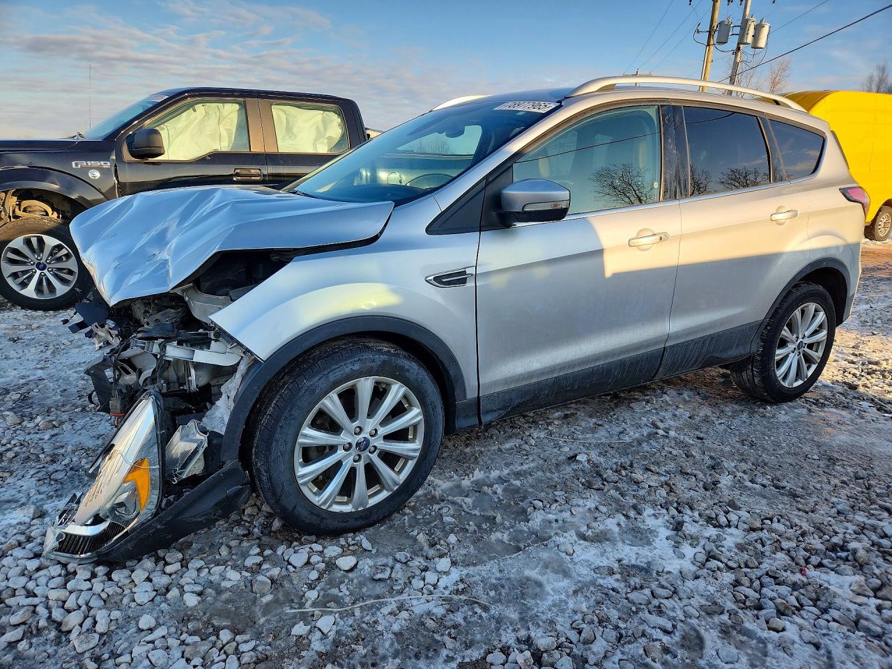 2017 FORD ESCAPE