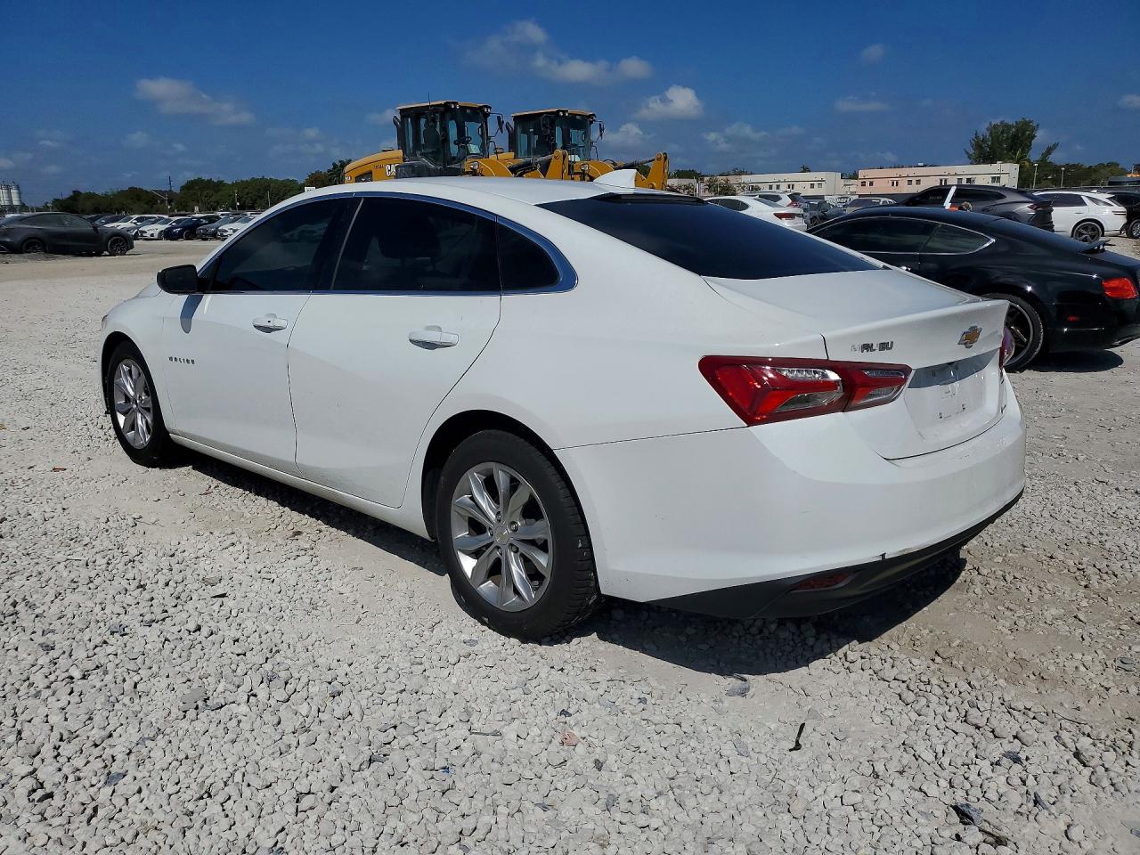 2020 CHEVROLET MALIBU LT photo 3