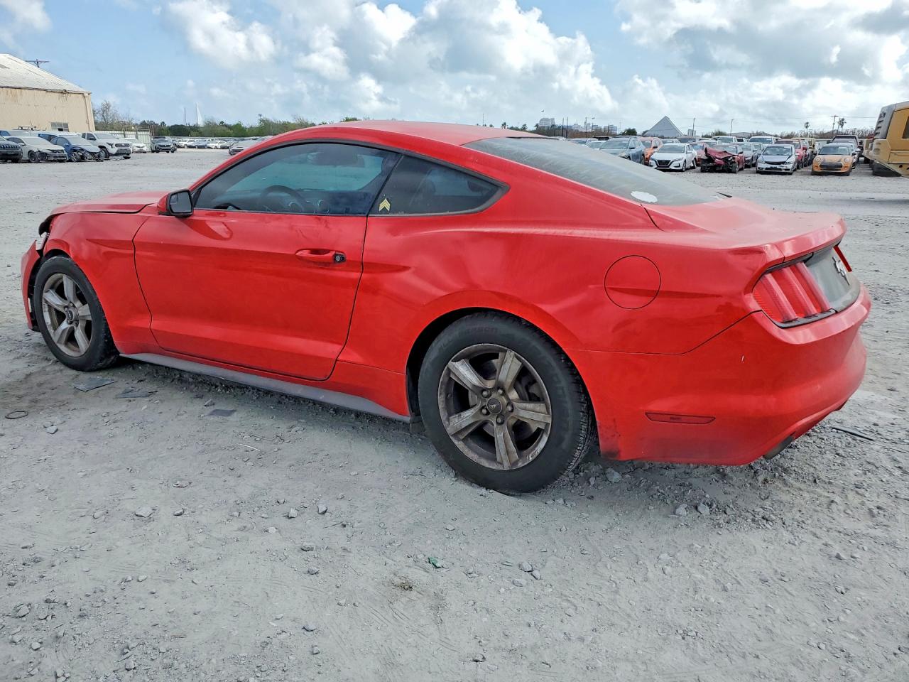 2016 FORD MUSTANG photo 2