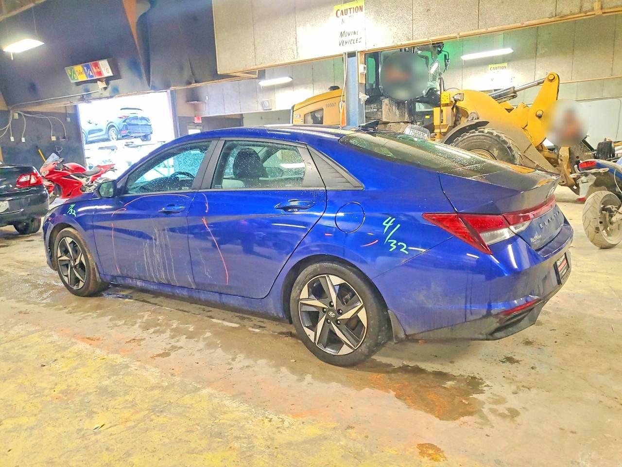 2023 HYUNDAI ELANTRA SEL photo 2