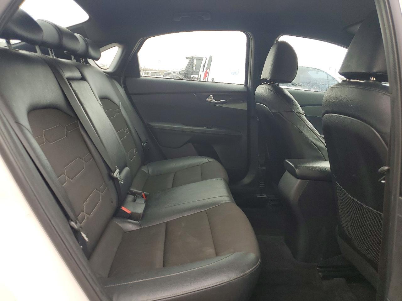 2021 KIA FORTE GT-LINE photo 28
