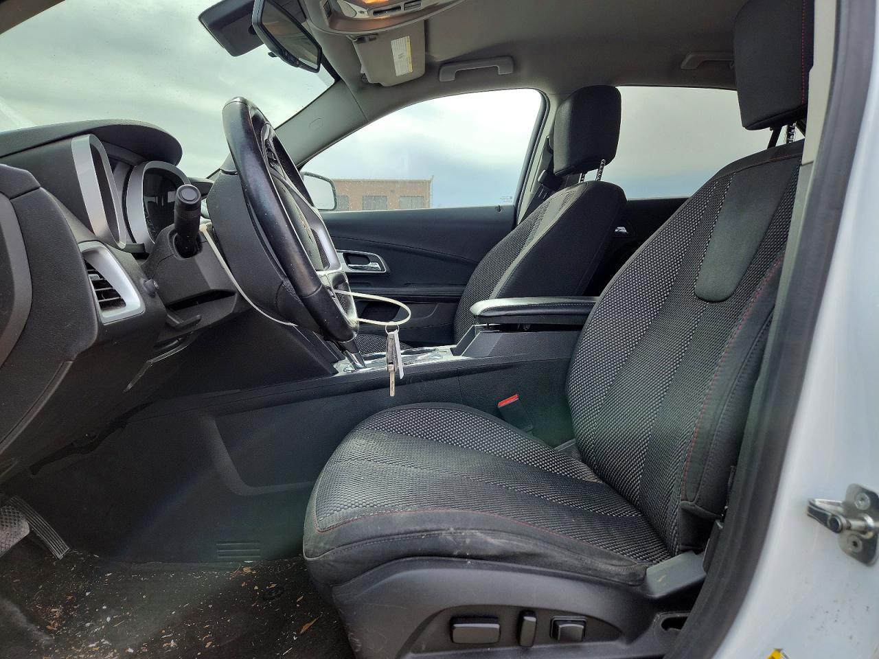 2017 CHEVROLET EQUINOX LT photo 7