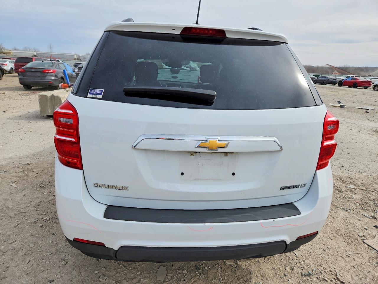 2017 CHEVROLET EQUINOX LT photo 6