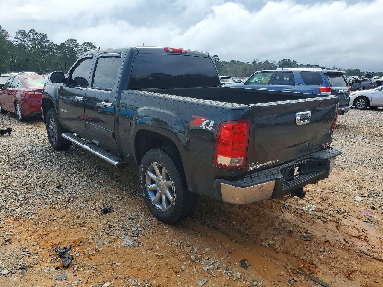 2010 GMC SIERRA K1500 SLT photo 2