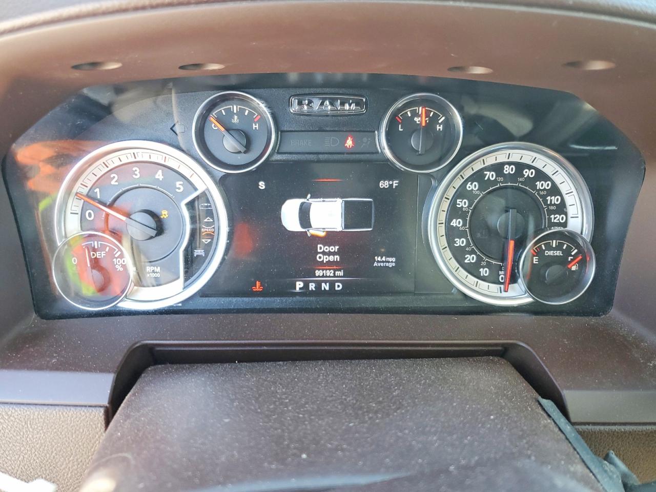 2017 RAM 2500 LARAMIE photo 9