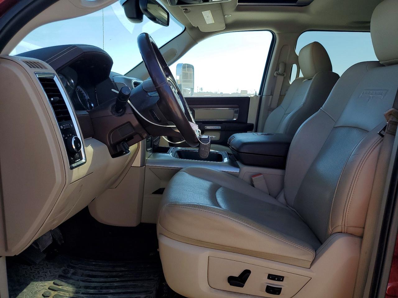 2017 RAM 2500 LARAMIE photo 7