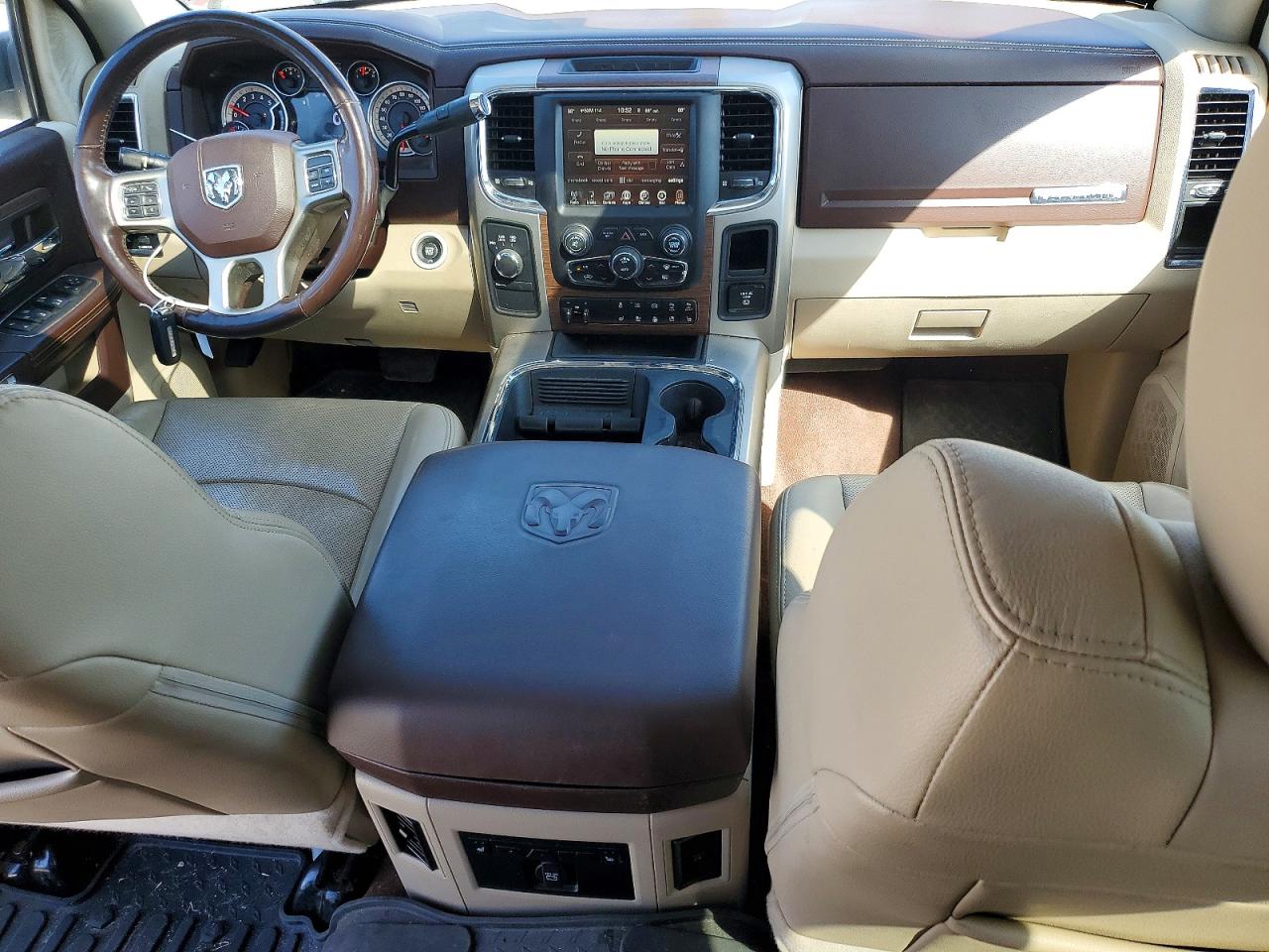 2017 RAM 2500 LARAMIE photo 8