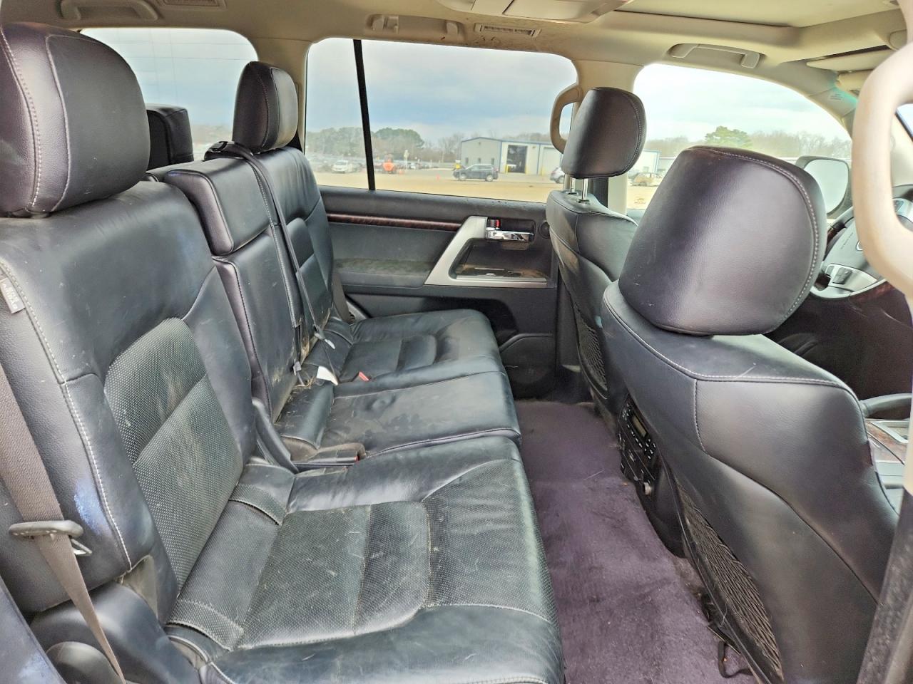 2013 TOYOTA LAND CRUISER BASE photo 11