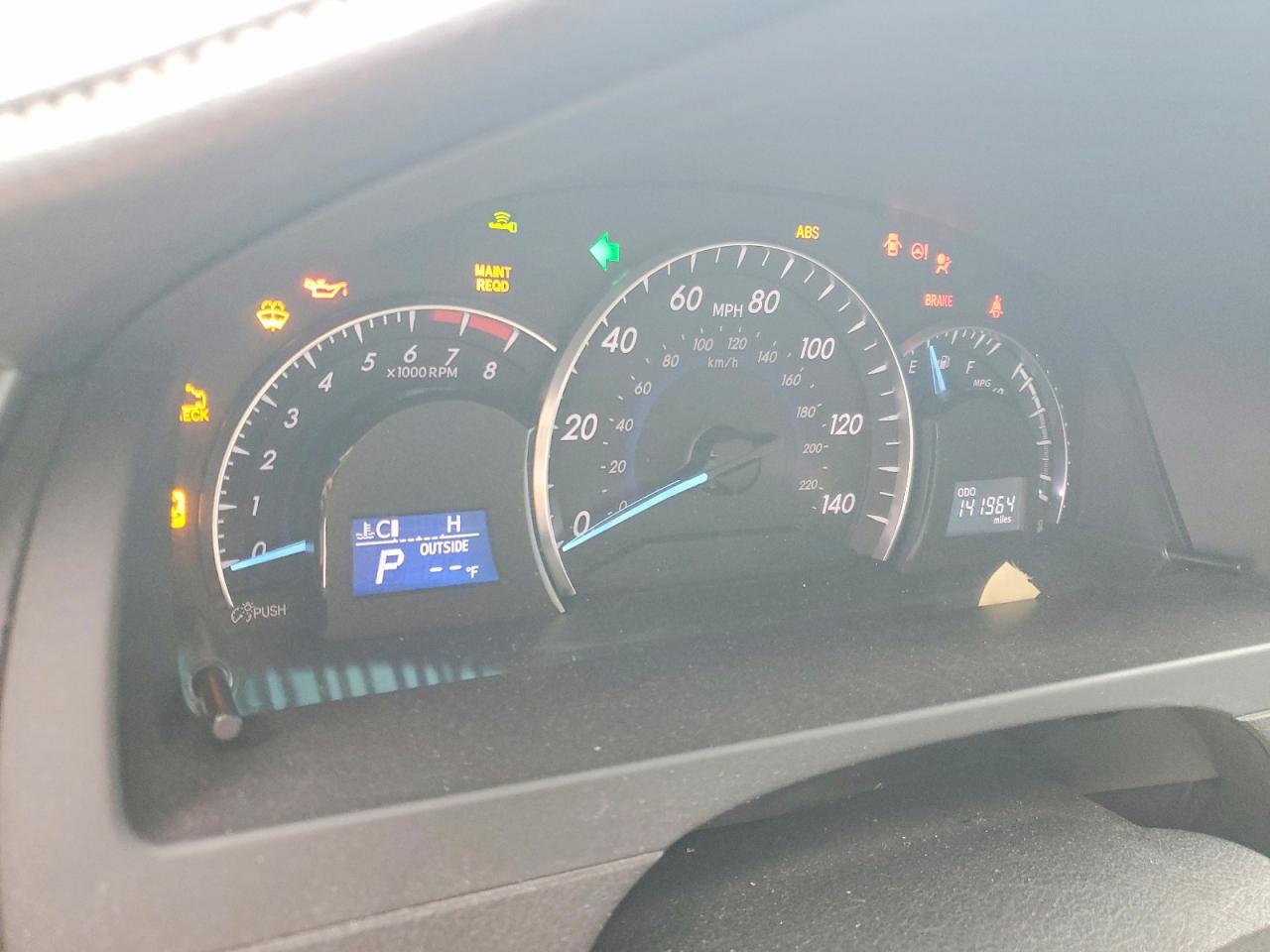 2012 TOYOTA CAMRY XLE V6 photo 17