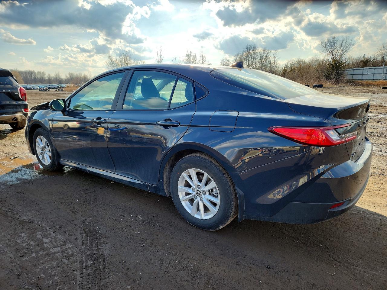 2026 TOYOTA CAMRY LE photo 2