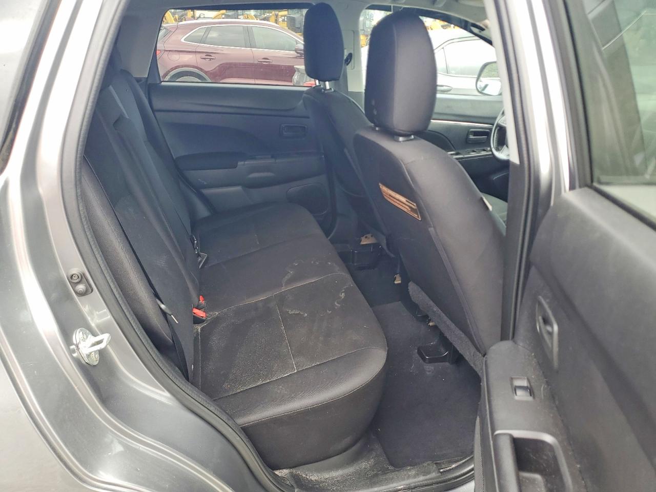 2014 MITSUBISHI OUTLANDER SPORT ES photo 21