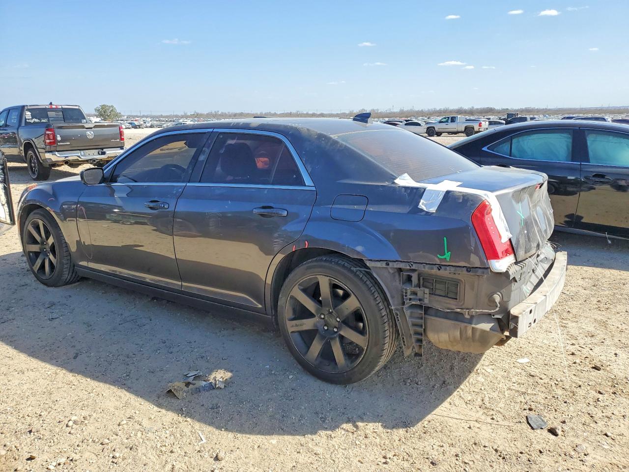 2016 CHRYSLER 300 LIMITED photo 3