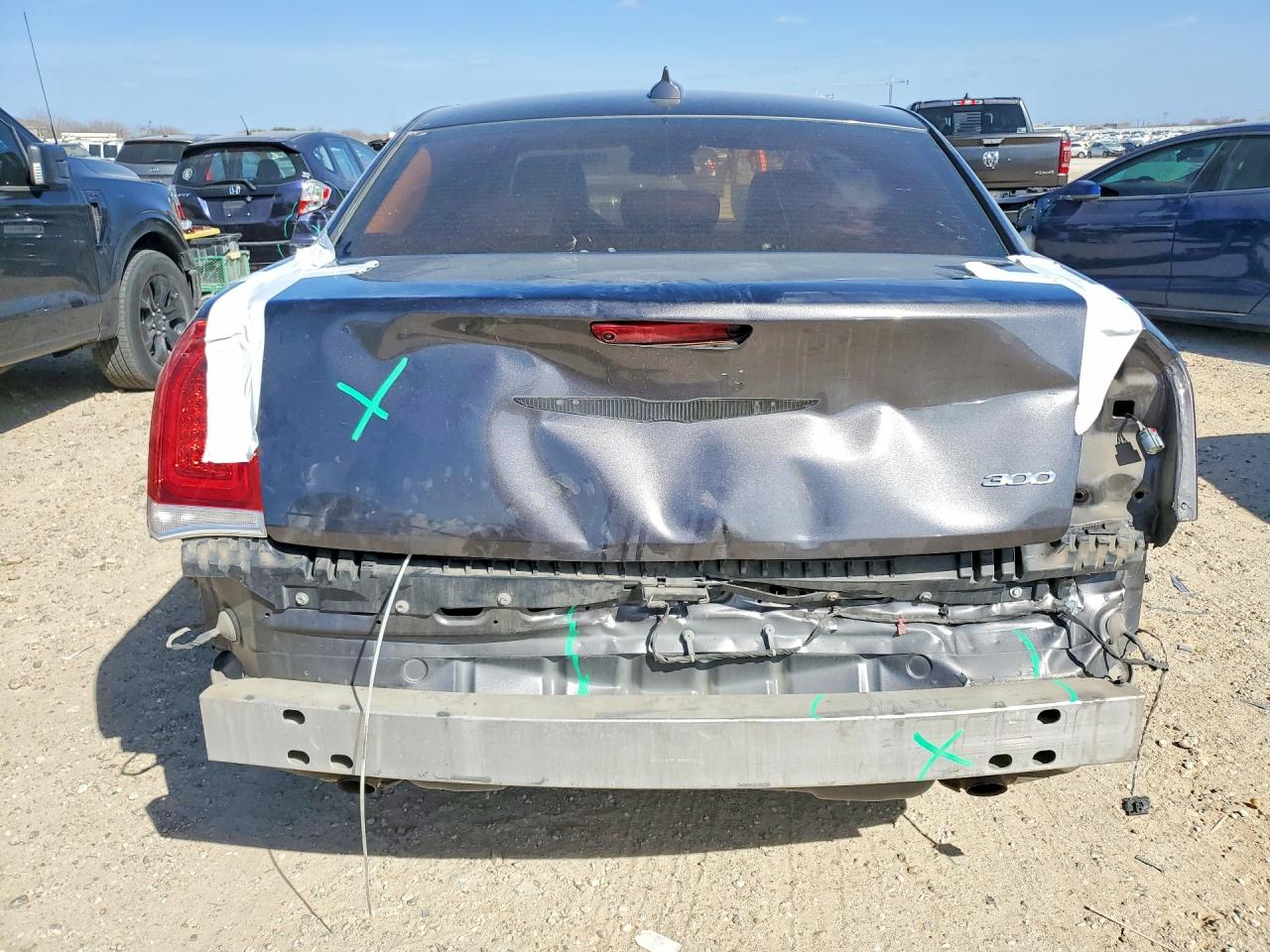 2016 CHRYSLER 300 LIMITED photo 11