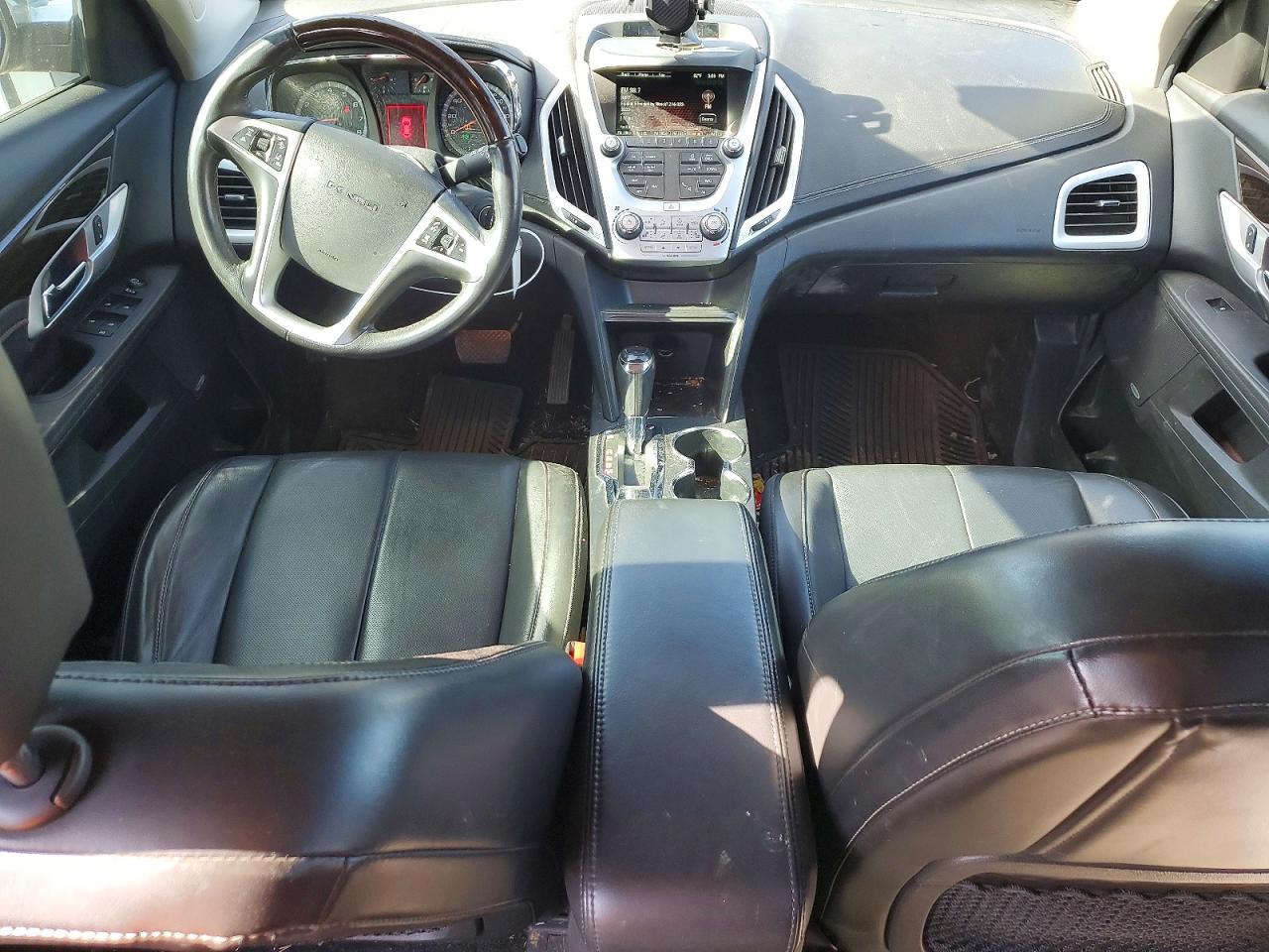 2017 GMC TERRAIN DENALI photo 8