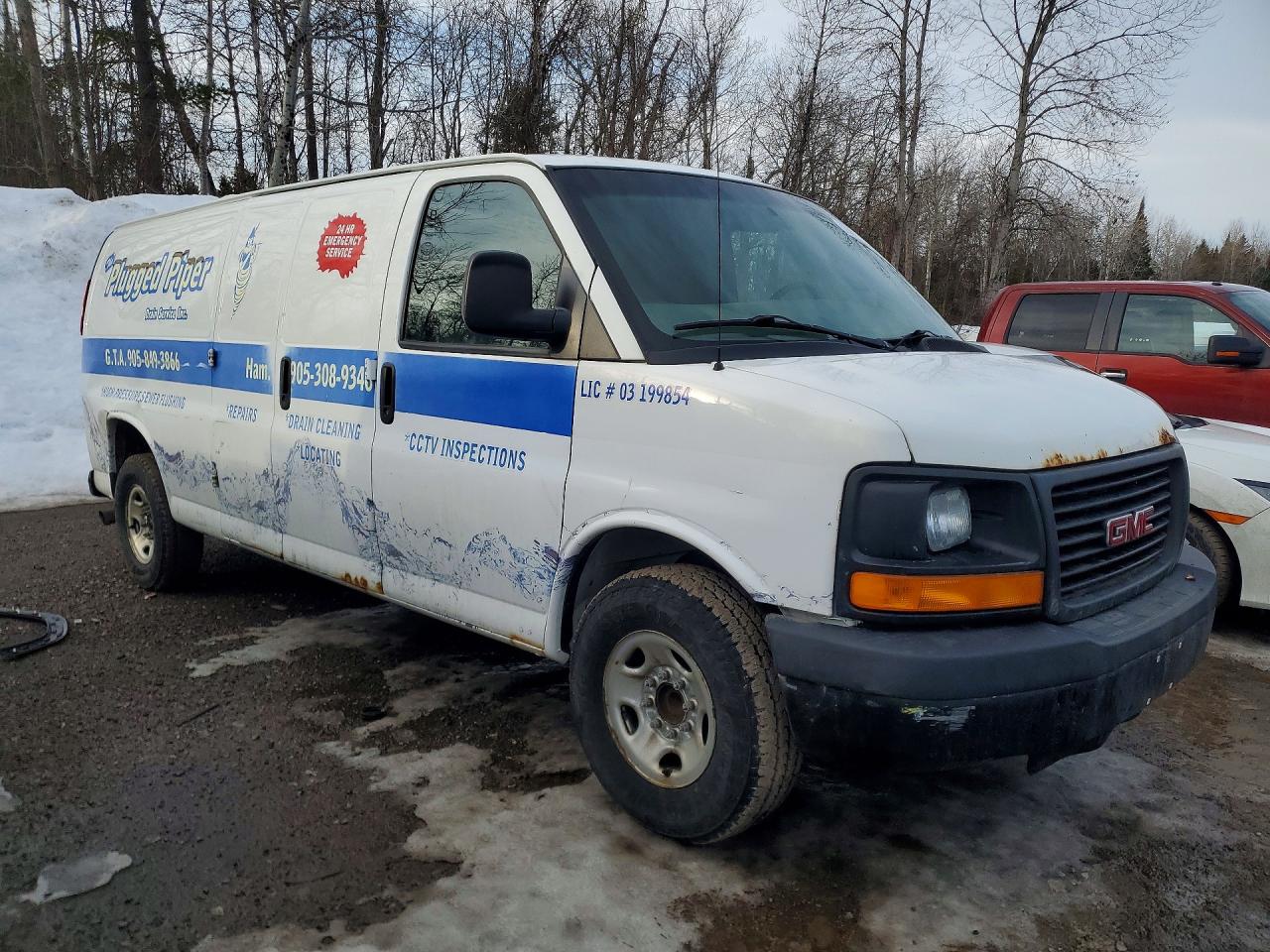 2016 GMC SAVANA G2500 photo 7