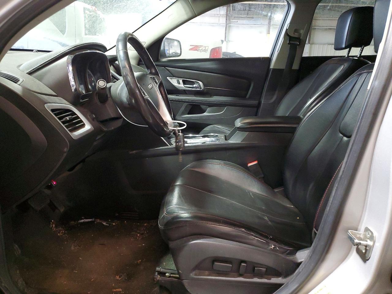 2017 GMC TERRAIN SLT photo 13