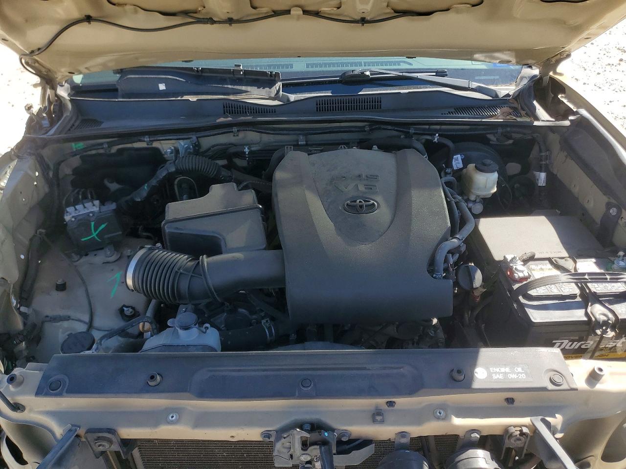 2019 TOYOTA TACOMA SR5 V6 photo 21