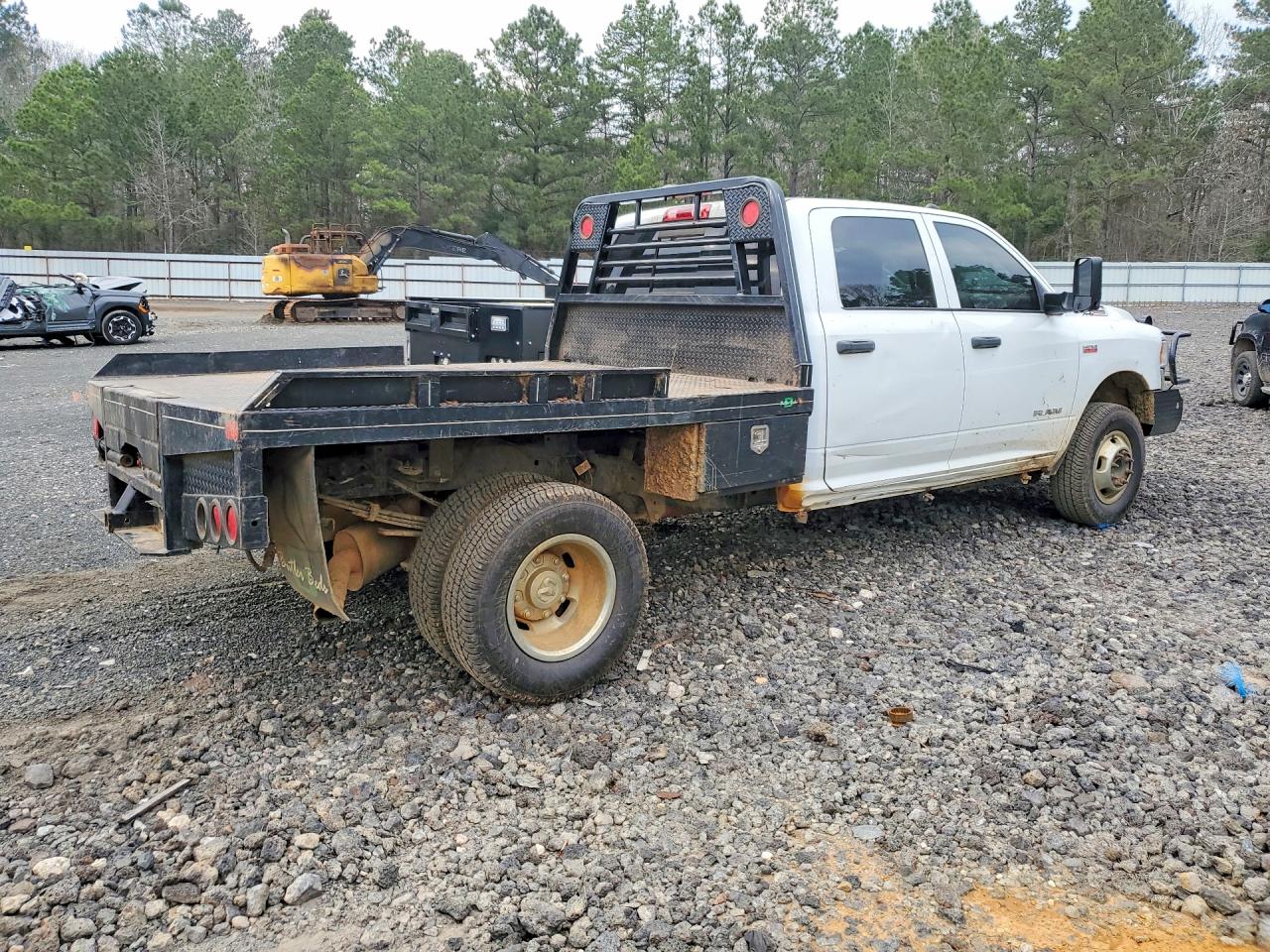 2022 RAM 3500 photo 5