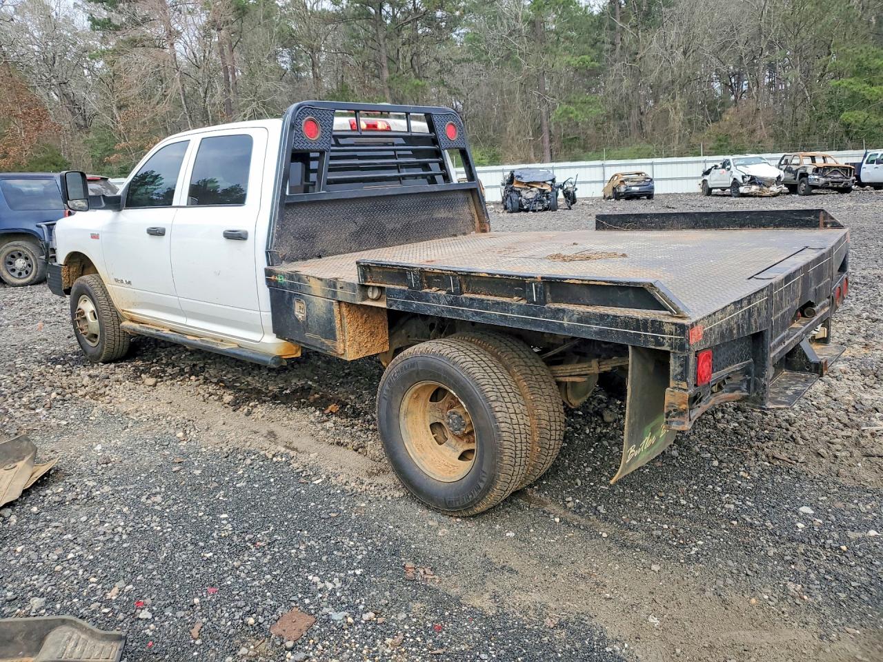 2022 RAM 3500 photo 3