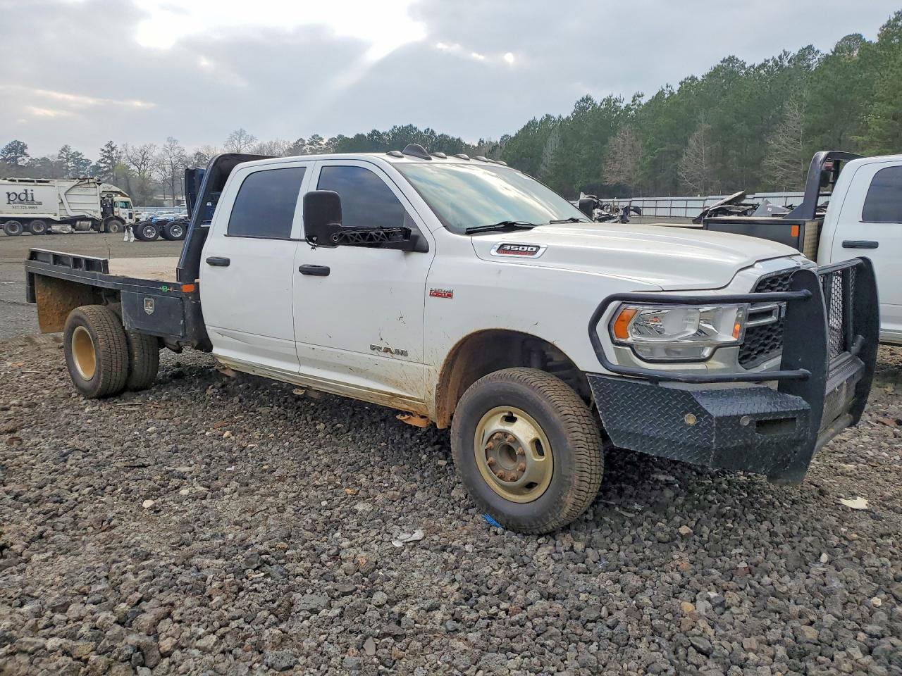 2022 RAM 3500 photo 7