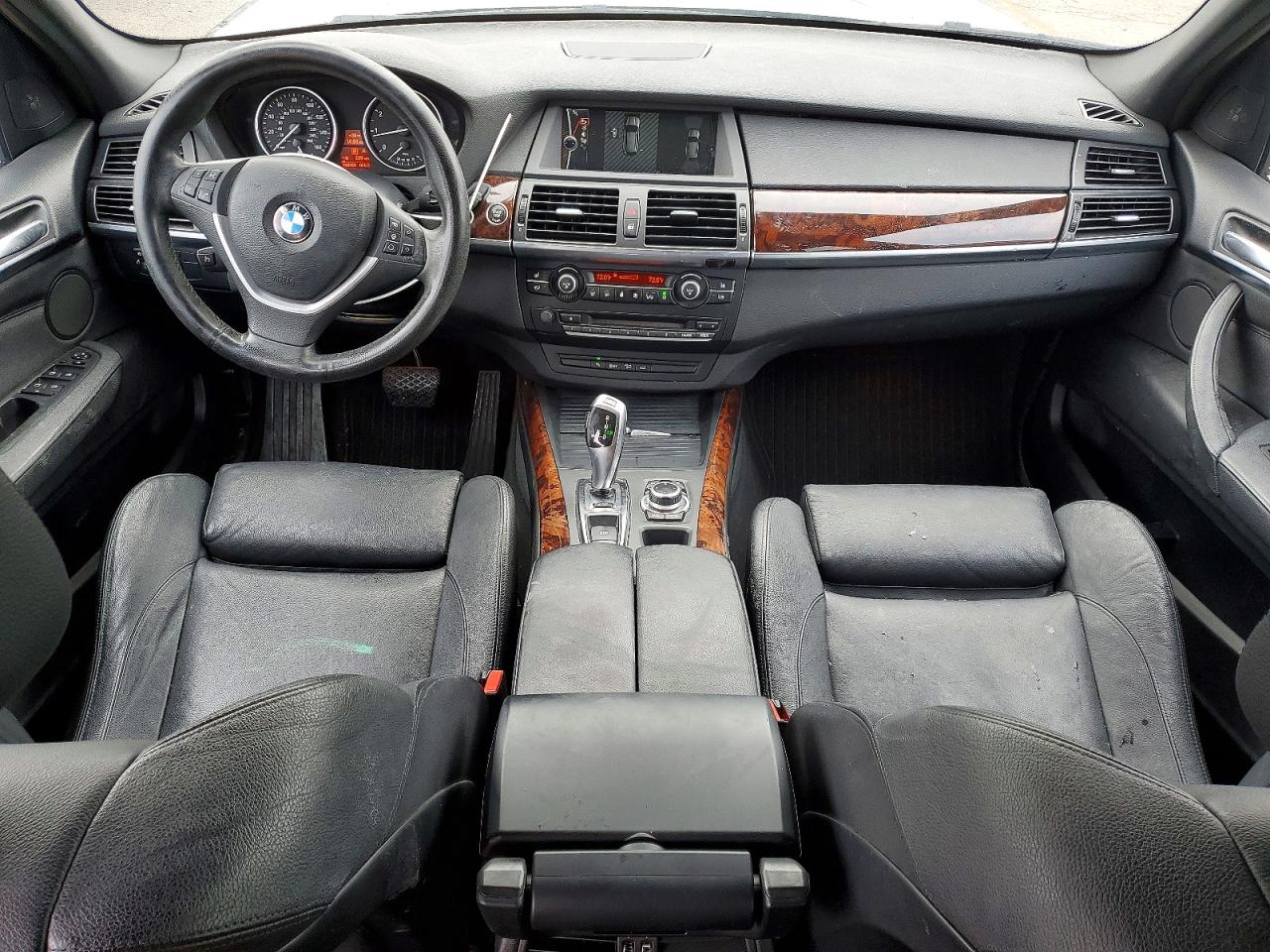 2011 BMW X5 XDRIVE50I photo 15