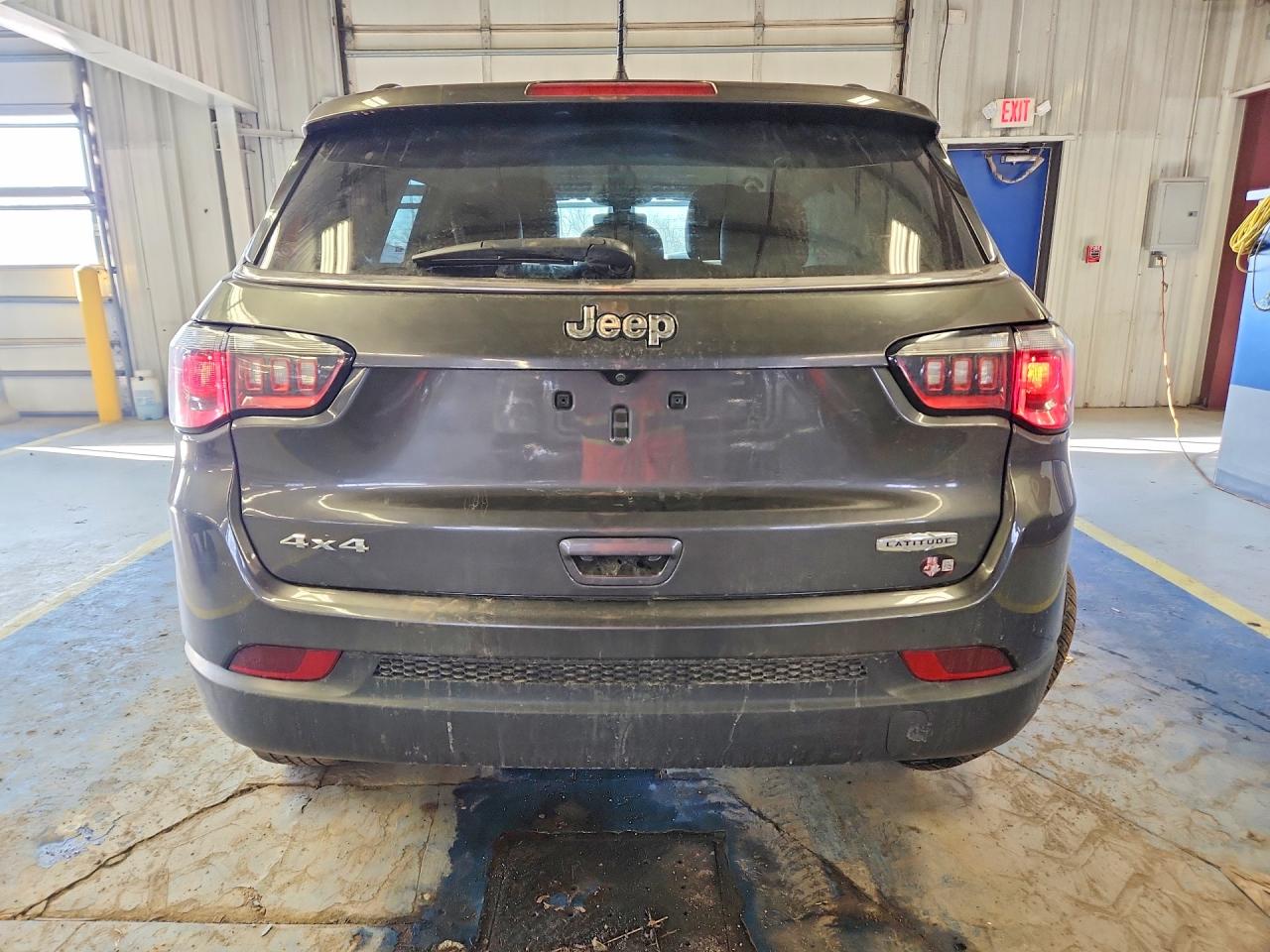 2017 JEEP COMPASS LATITUDE photo 6