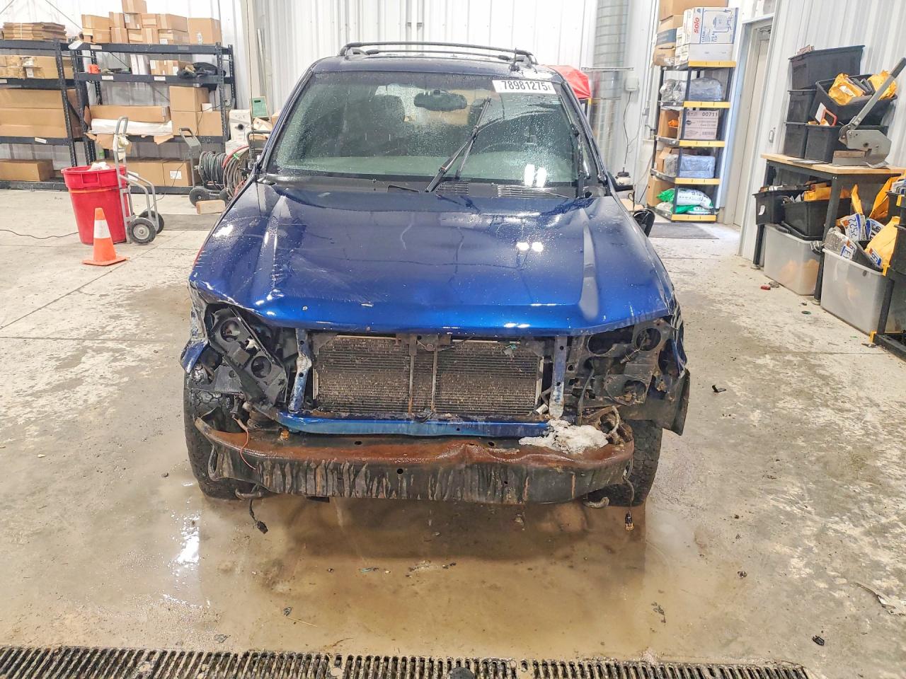 2004 CHEVROLET TRAILBLAZER LS photo 5