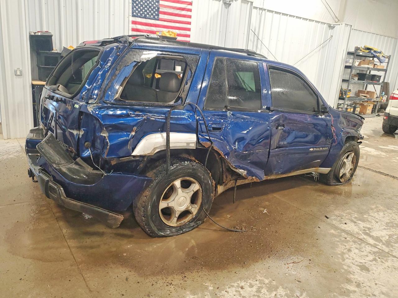 2004 CHEVROLET TRAILBLAZER LS photo 3