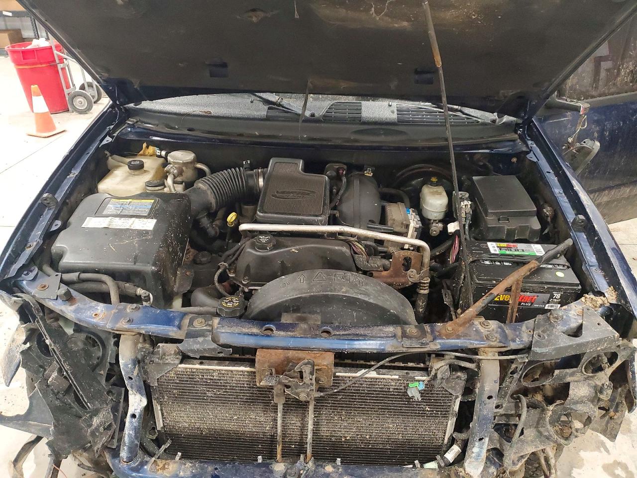 2004 CHEVROLET TRAILBLAZER LS photo 12