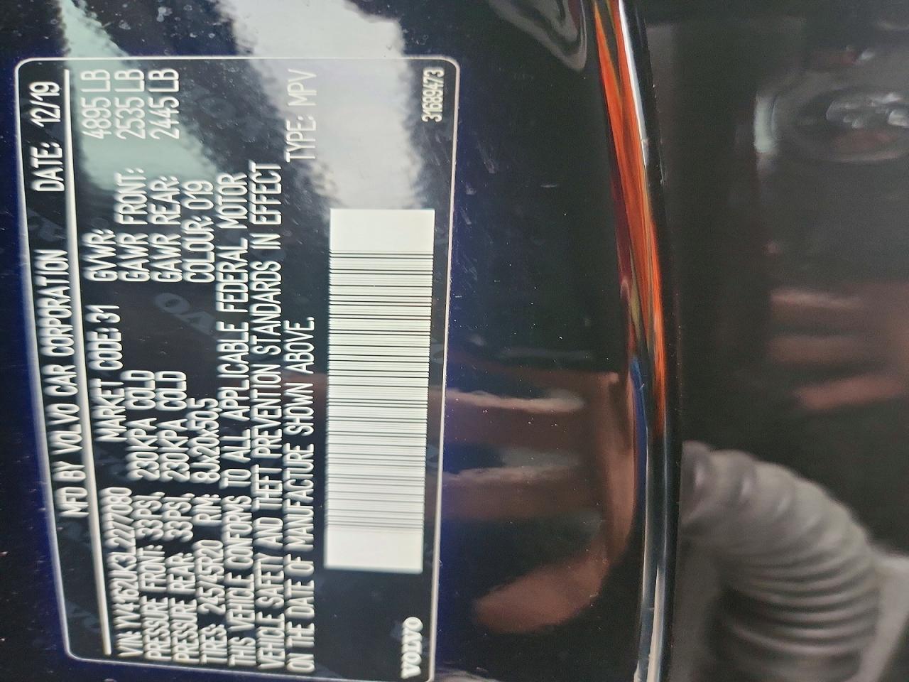 2020 VOLVO XC40 T5 MOMENTUM photo 25