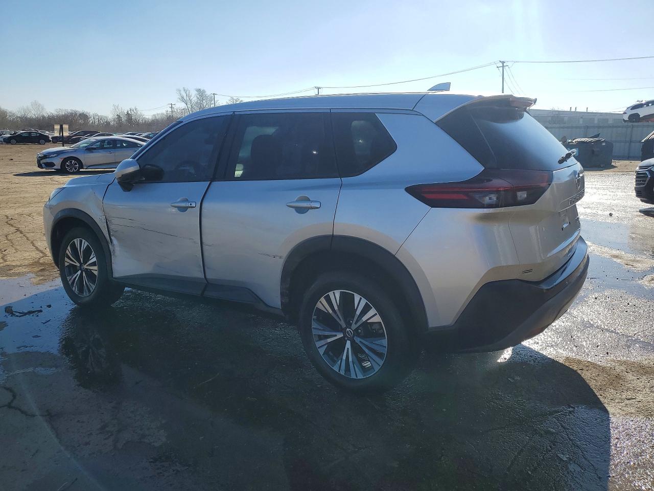 2021 NISSAN ROGUE SV photo 2