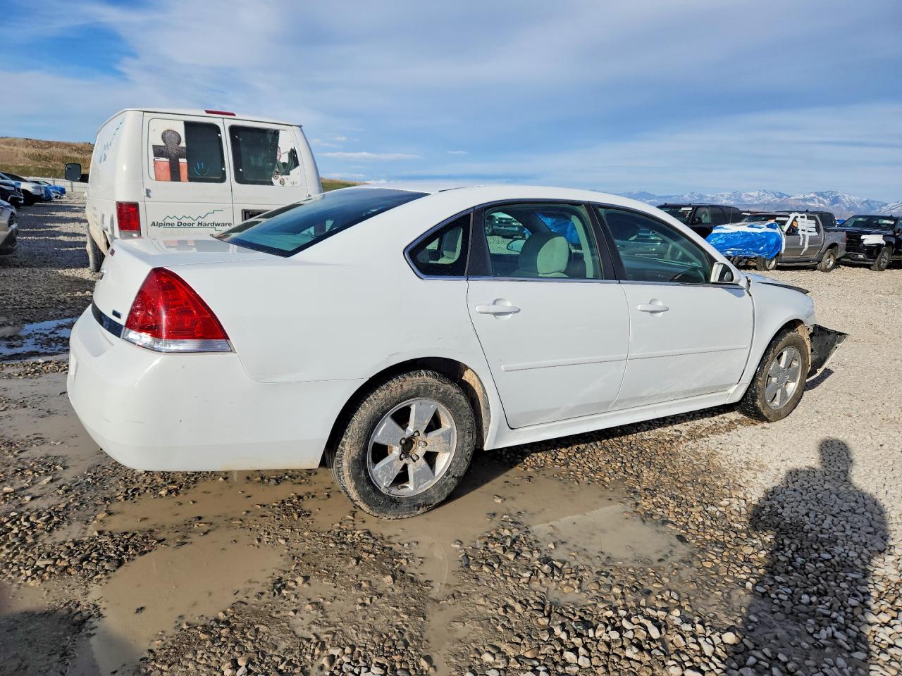 2010 CHEVROLET IMPALA LT photo 3