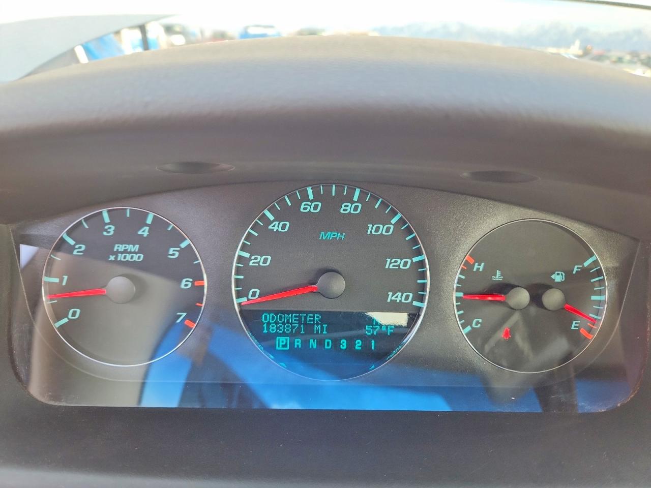 2010 CHEVROLET IMPALA LT photo 9