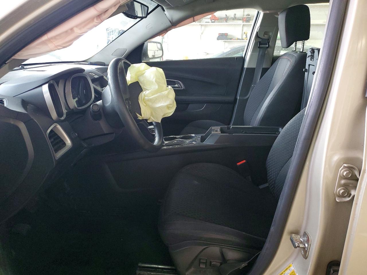 2014 CHEVROLET EQUINOX LS photo 13