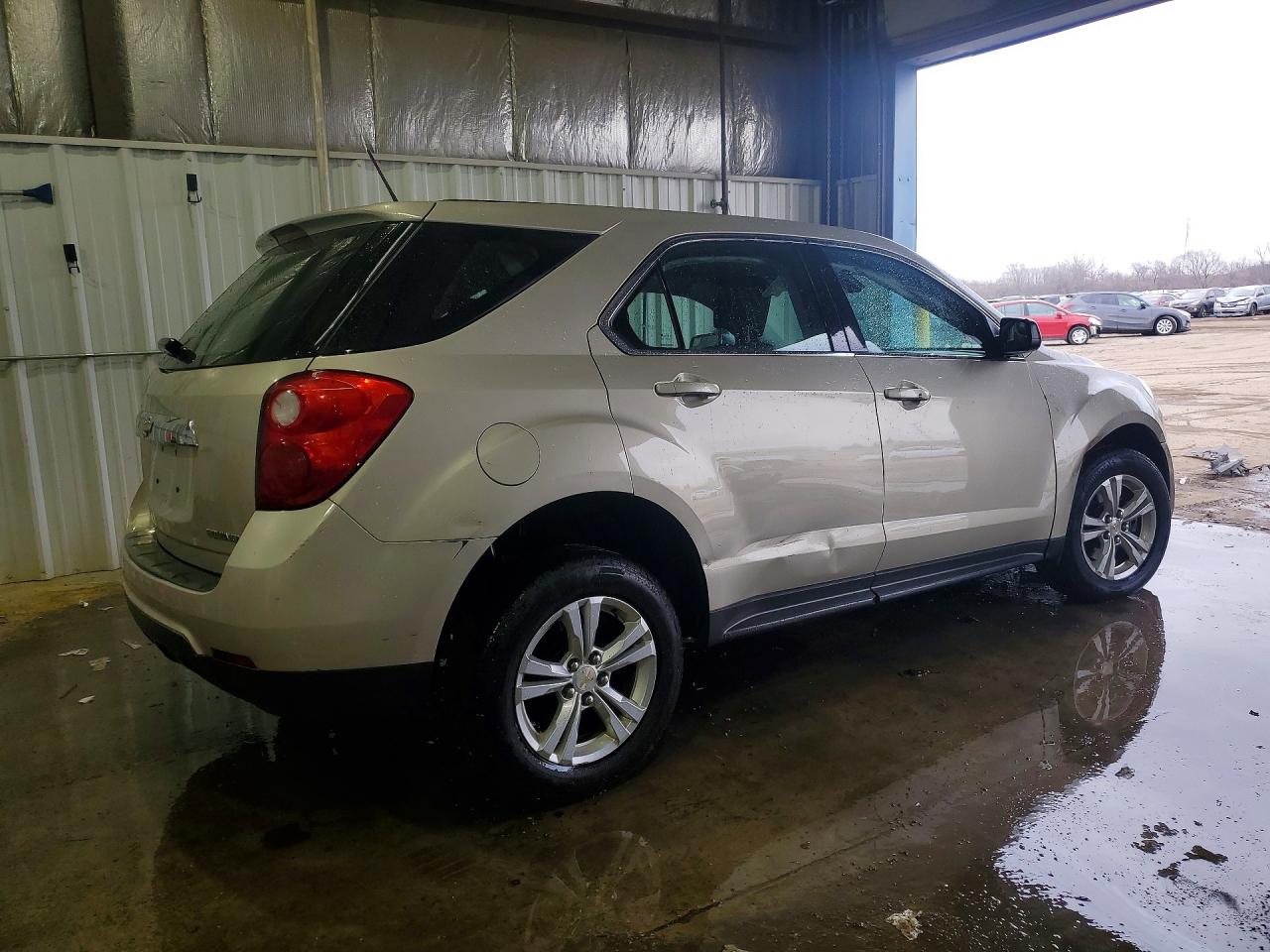 2014 CHEVROLET EQUINOX LS photo 5