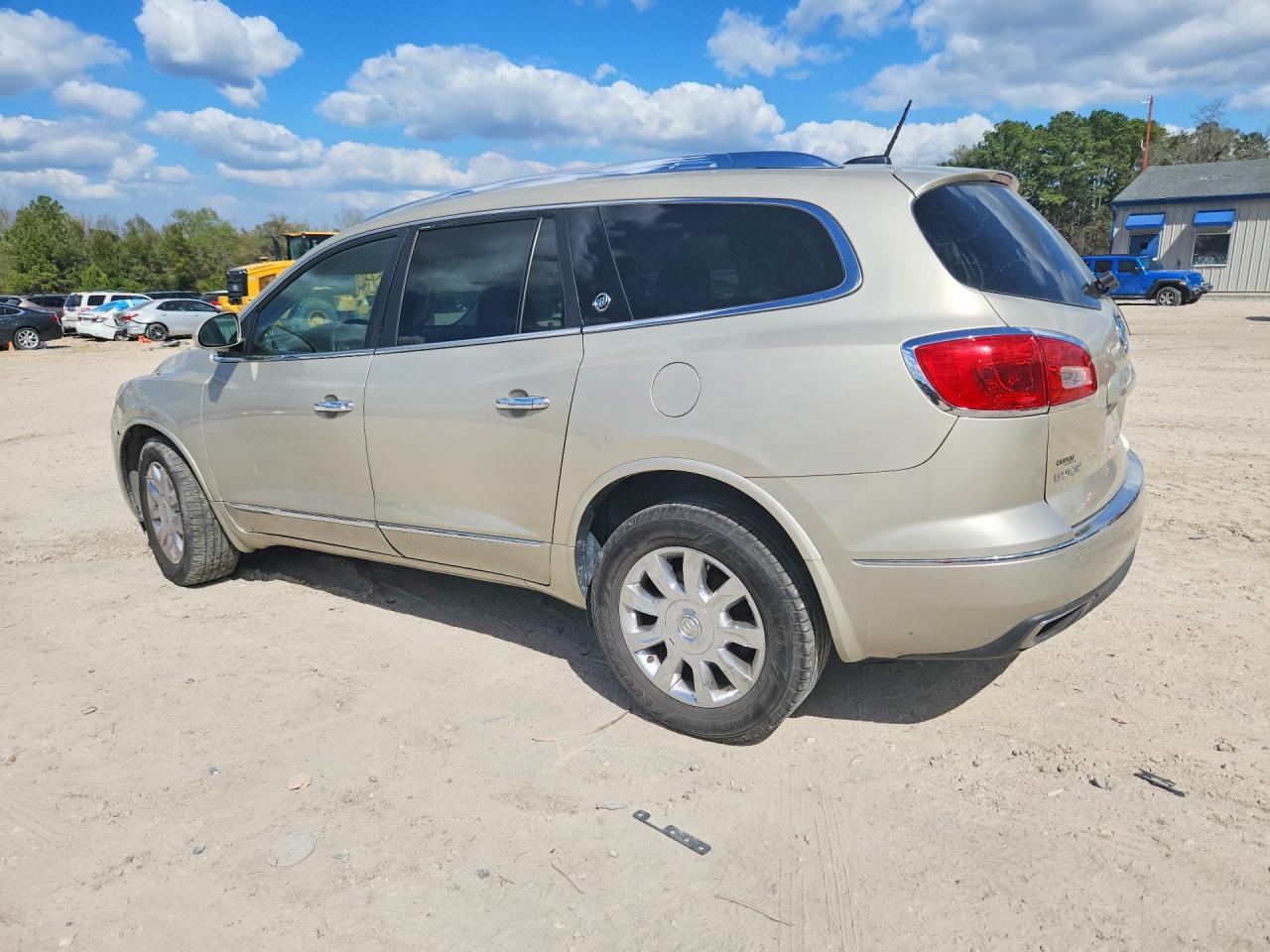 2016 BUICK ENCLAVE photo 2
