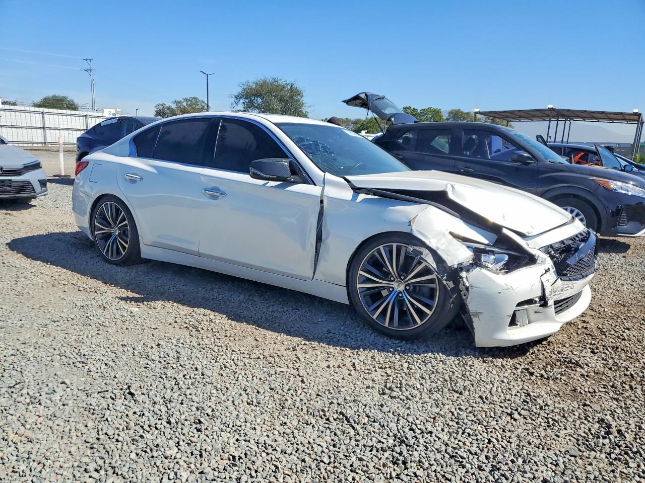 2015 INFINITI Q50 PREMIUM photo 4