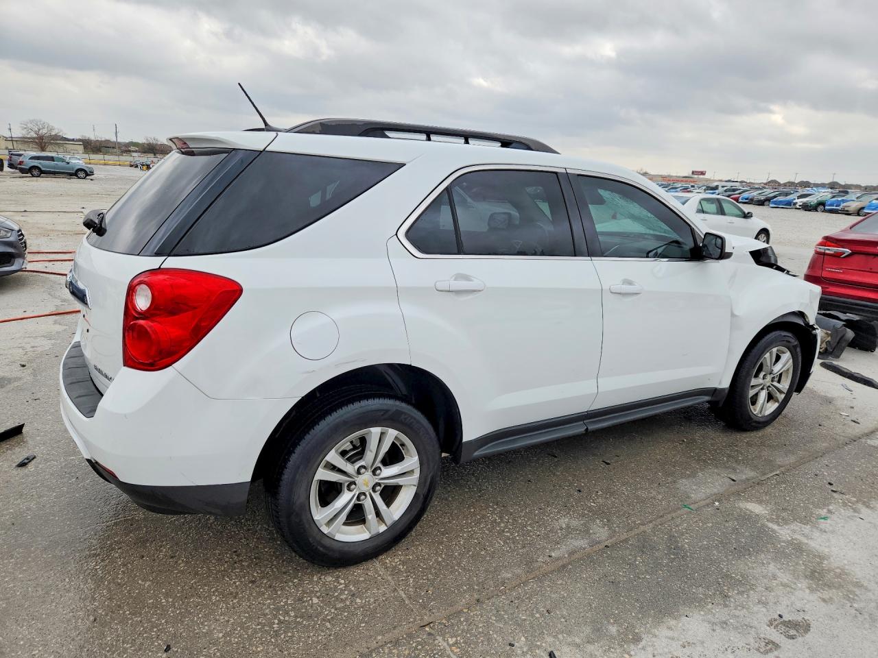 2014 CHEVROLET EQUINOX LT photo 3