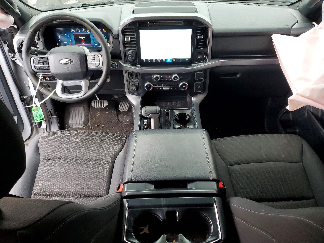 2025 FORD F150 XLT photo 22