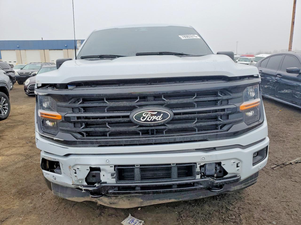 2025 FORD F150 XLT photo 13