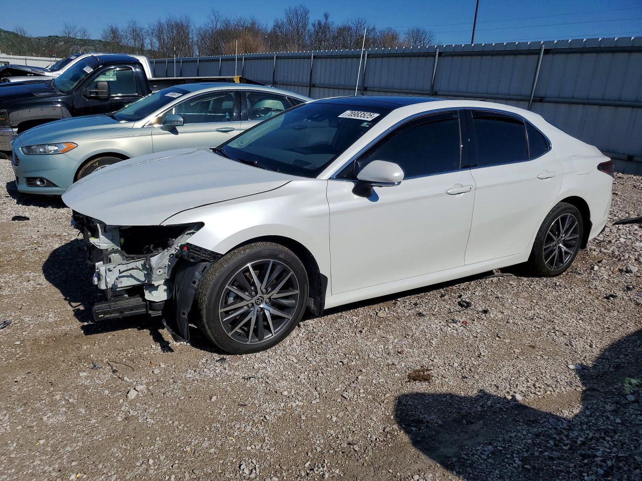 2024 TOYOTA CAMRY