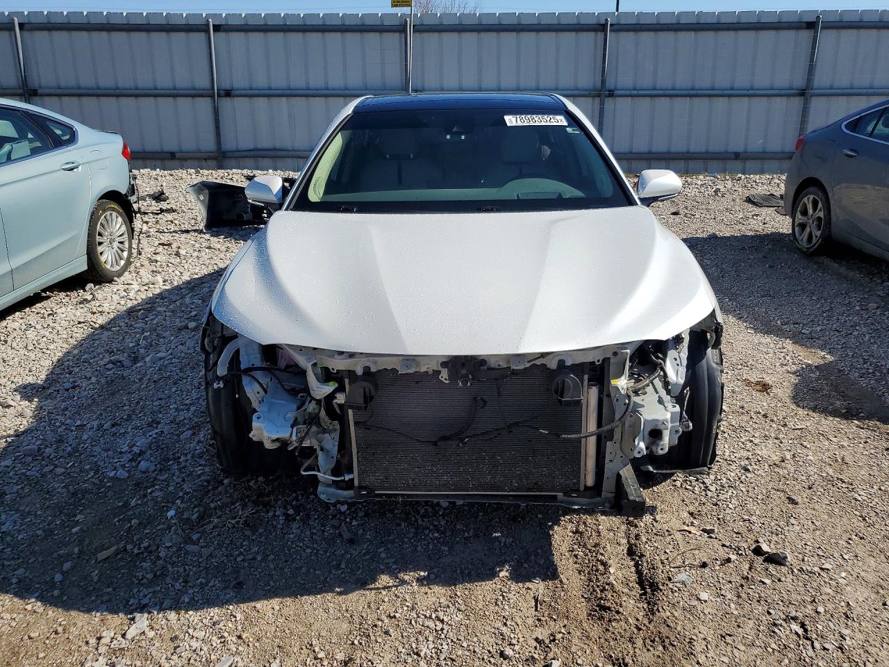 2024 TOYOTA CAMRY XLE V6 photo 5