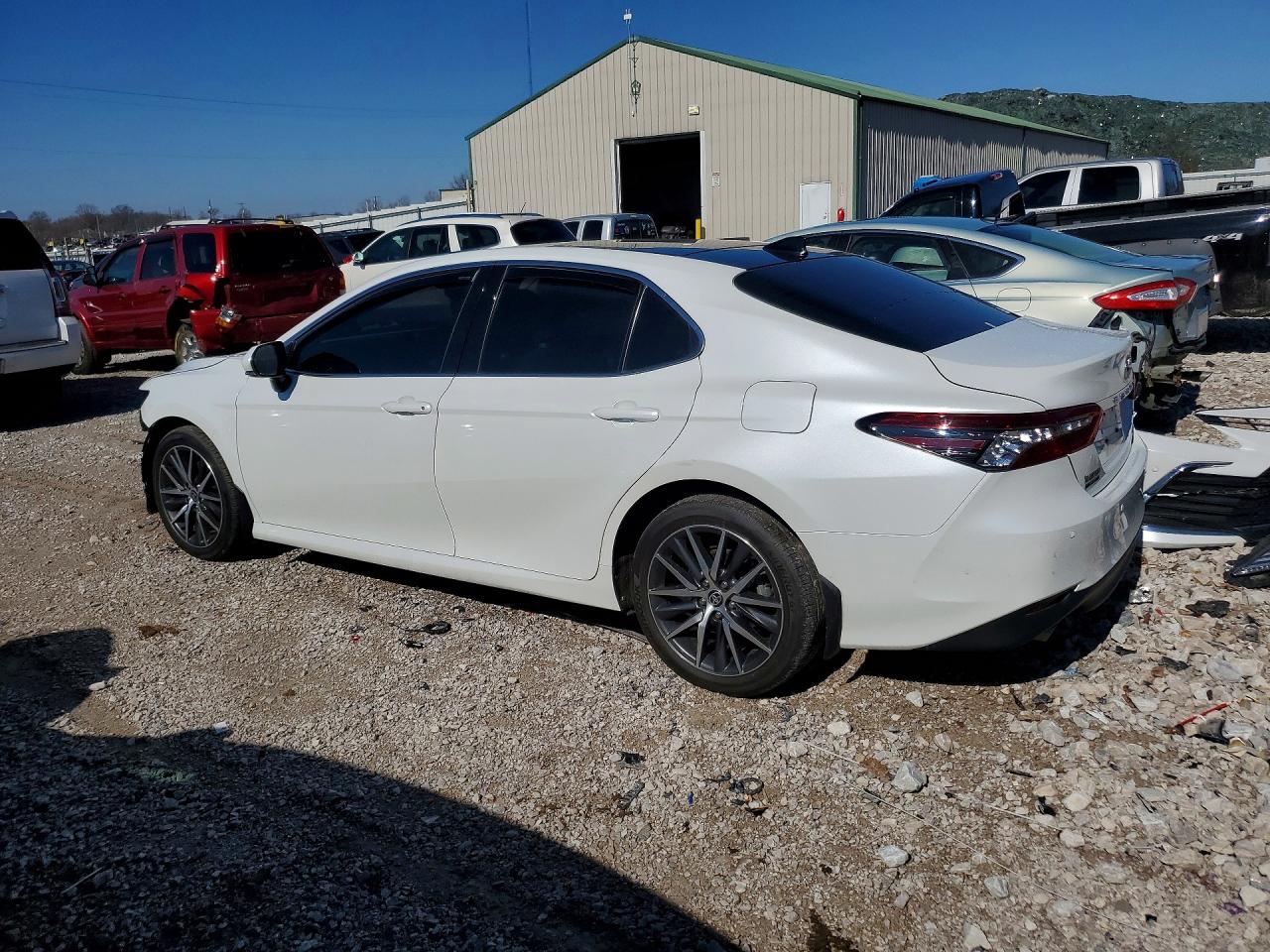 2024 TOYOTA CAMRY XLE V6 photo 2
