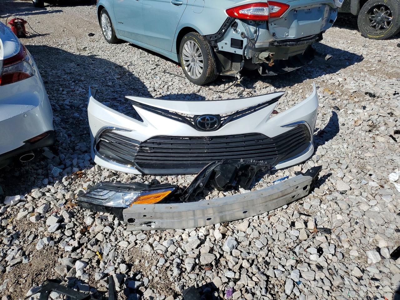 2024 TOYOTA CAMRY XLE V6 photo 12