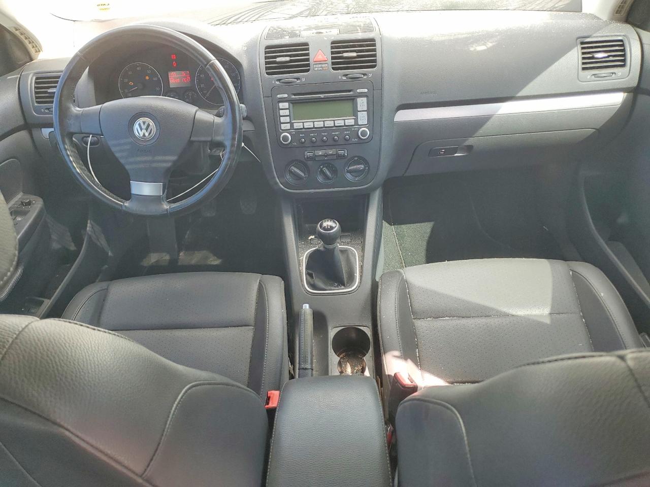 2009 VOLKSWAGEN JETTA SE photo 8